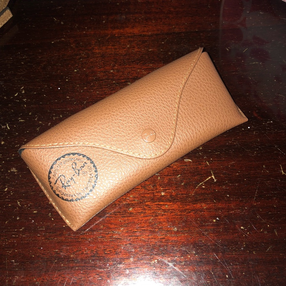Large Frame Blue Ray Bans - Picture 2 of 3